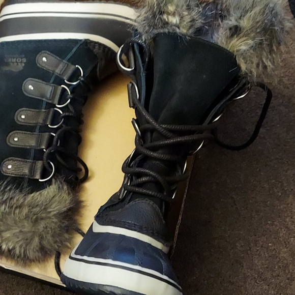 Snow boots - Picture 7 of 8